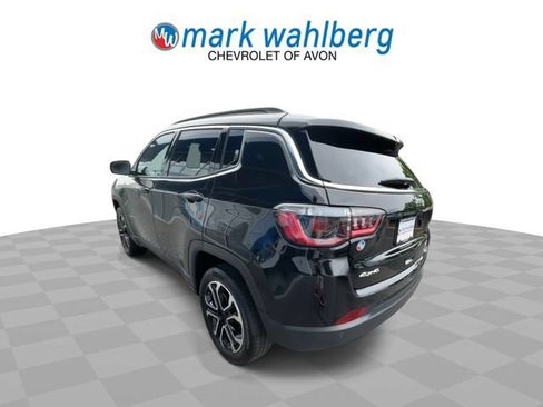 Used 2024 Jeep Compass Limited w/ Sun and Sound Group AWD/4WD image 6