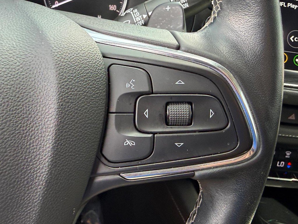 Used 2023 Buick Envision Essence AWD/4WD image 19
