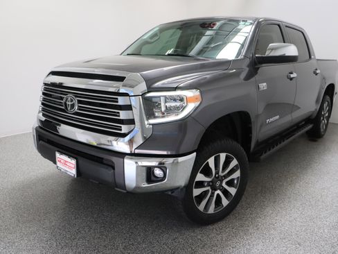 Used 2020 Toyota Tundra Limited RWD image 2