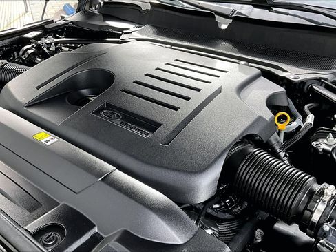 Used 2022 Land Rover Range Rover Sport HSE Silver Edition image 31