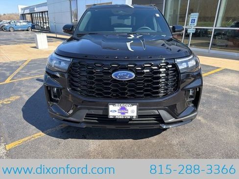 New 2026 Ford Explorer ST-Line image 2