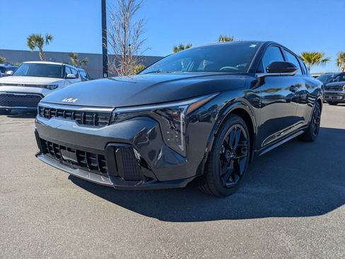 New 2025 Kia K4 GT-Line Turbo image 7