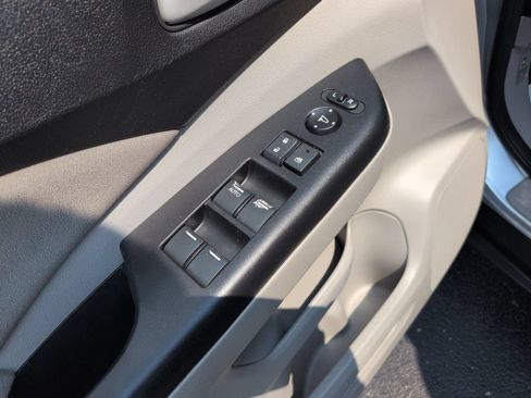 Used 2014 Honda CR-V EX image 12