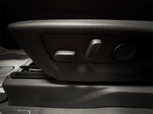 Certified 2025 GMC Sierra 2500 AT4 w/ AT4 Premium Plus Package image 12