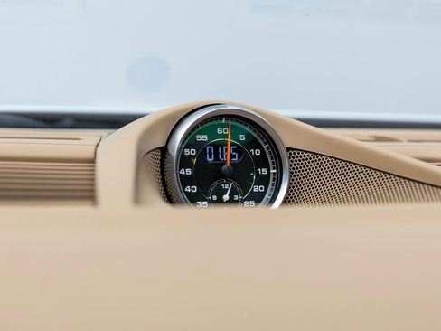 Used 2015 Porsche Panamera S w/ Premium Package Plus image 32