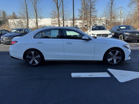 Used 2025 Mercedes-Benz C 300 4MATIC Sedan image 2