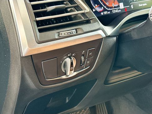 Certified 2024 BMW X3 sDrive30i w/ Convenience Package image 10