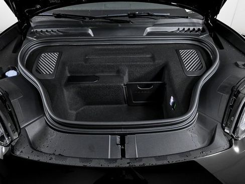 New 2025 Porsche Macan 4S Electric image 37