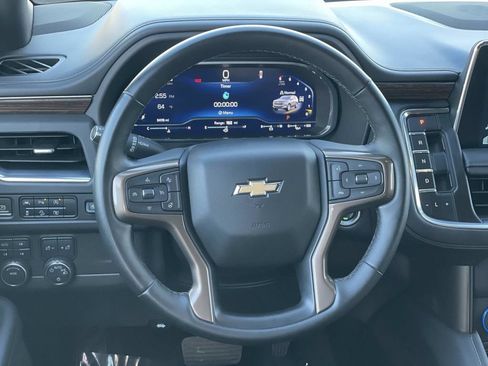 Used 2023 Chevrolet Tahoe High Country AWD/4WD image 7