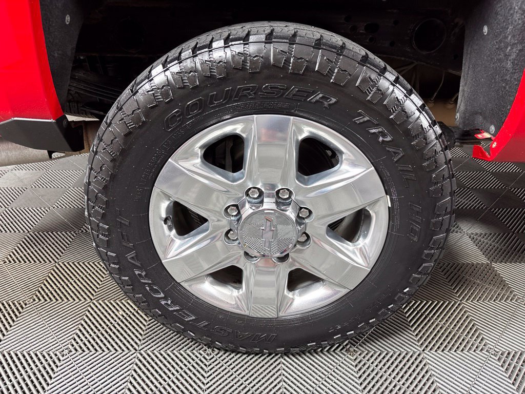 Used 2019 Chevrolet Silverado 2500 LTZ w/ Duramax Plus Package AWD/4WD image 7