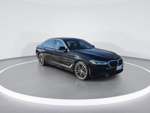 Certified 2023 BMW 540i xDrive w/ Premium Package image 2