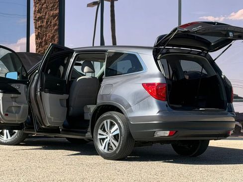 Used 2017 Honda Pilot EX image 30