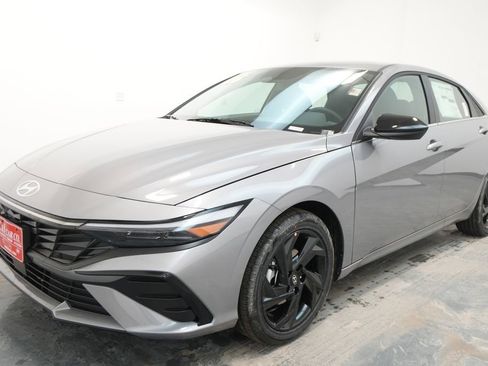 New 2026 Hyundai Elantra SEL Sport Premium w/ Cargo Package FWD image 3