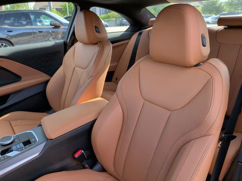 Certified 2025 BMW 230i Coupe RWD image 25