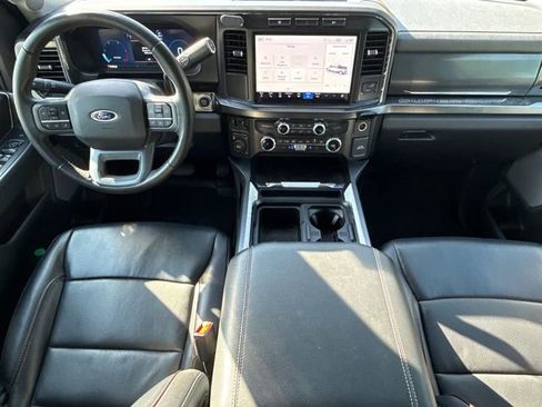 Used 2024 Ford F450 Lariat AWD/4WD image 11