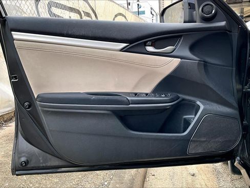 Used 2017 Honda Civic EX image 21