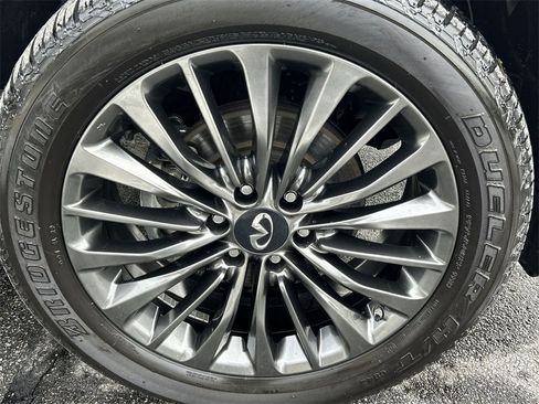 Certified 2024 INFINITI QX80 Sensory image 13