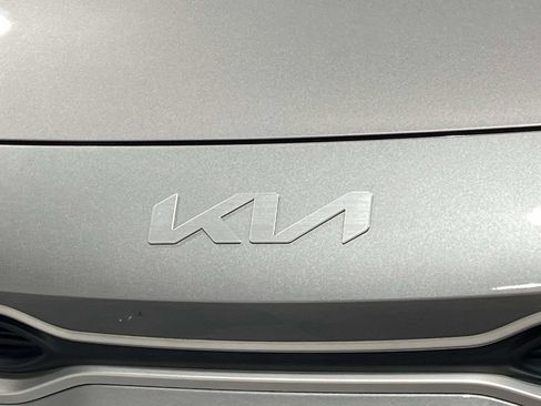 Used 2023 Kia Rio S w/ Technology Package FWD image 8