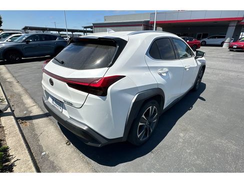 Used 2019 Lexus UX 250h w/ Accessory Package 2 AWD/4WD image 5