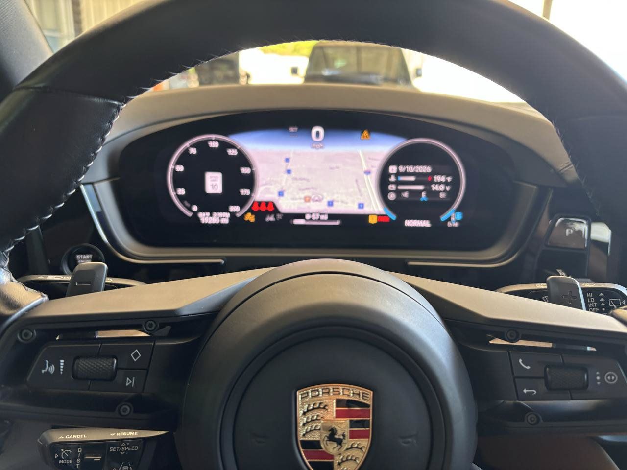 Used 2024 Porsche Cayenne S AWD/4WD image 21