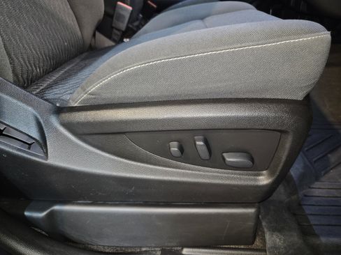 Used 2019 Chevrolet Tahoe 4WD w/ Enhanced Driver Alert Package image 29