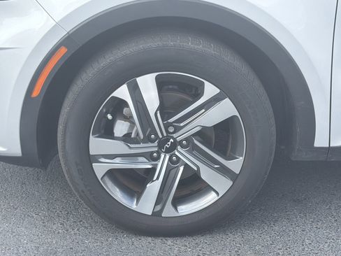 Used 2023 Kia Sorento SX Prestige image 14