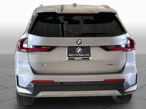 Used 2025 BMW X1 xDrive28i w/ Technology Package AWD/4WD image 4