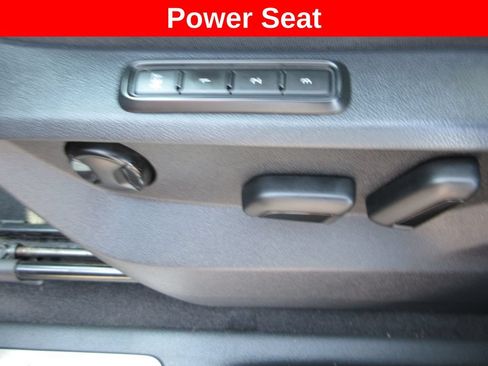 Used 2020 Volkswagen Atlas Cross Sport SEL Premium AWD/4WD image 27