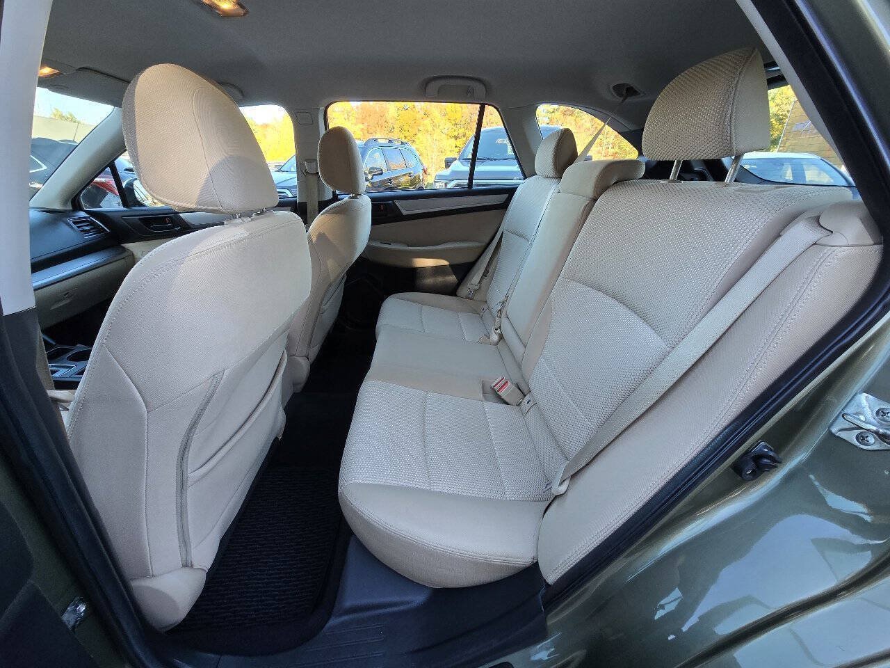 Used 2016 Subaru Outback 2.5i AWD/4WD image 17