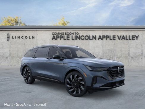 New 2026 Lincoln Nautilus Reserve w/ Jet Appearance Package image 7