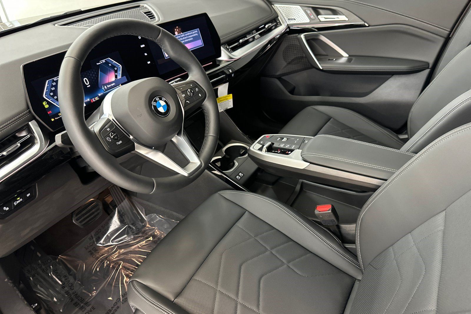 Used 2025 BMW X1 xDrive28i w/ Convenience Package AWD/4WD image 4