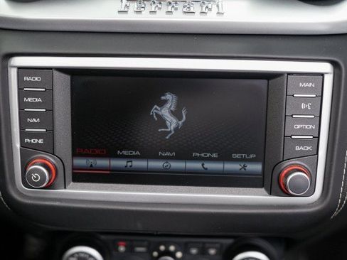 Used 2016 Ferrari California T image 30