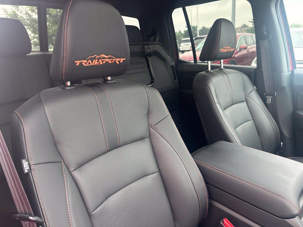 Used 2025 Honda Ridgeline TrailSport image 28