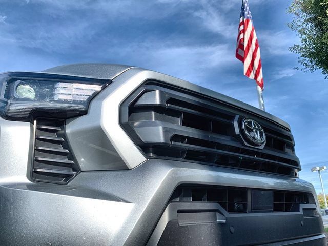 Used 2025 Toyota Tacoma SR w/ SR Upgrade Package AWD/4WD image 45