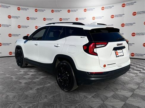 Used 2023 GMC Terrain SLT w/ Elevation Edition image 3