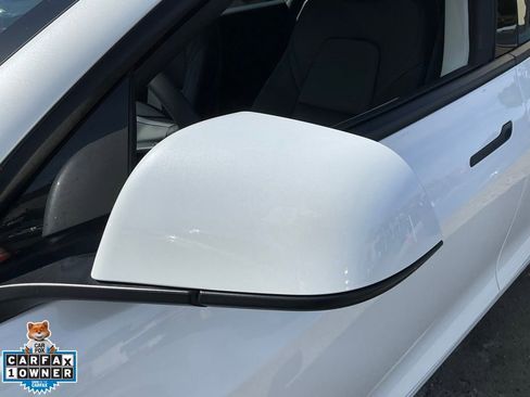 Used 2023 Tesla Model 3 Standard Range image 86