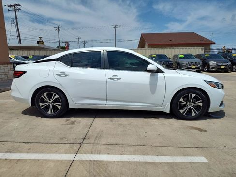 Used 2021 Nissan Sentra SV FWD image 3