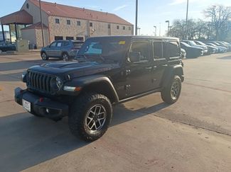 Used 2025 Jeep Wrangler Unlimited Rubicon w/ Convenience Group video 1