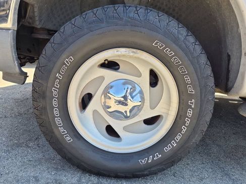 Used 2000 Ford F150 4x4 SuperCab image 15