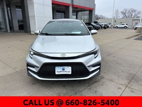Used 2024 Toyota Corolla SE image 3