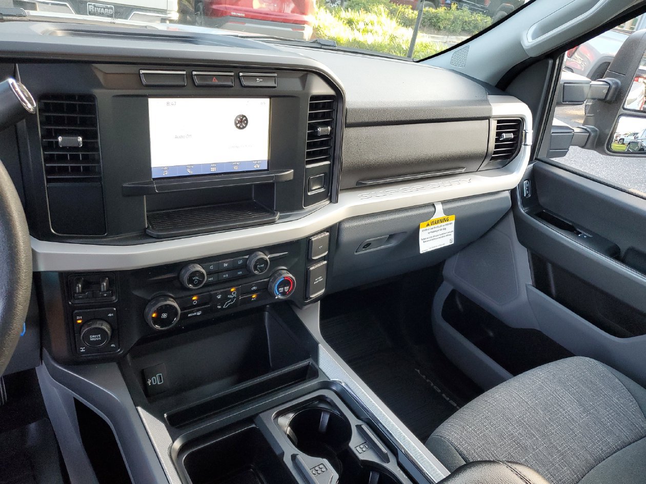 Used 2024 Ford F250 XLT AWD/4WD image 26