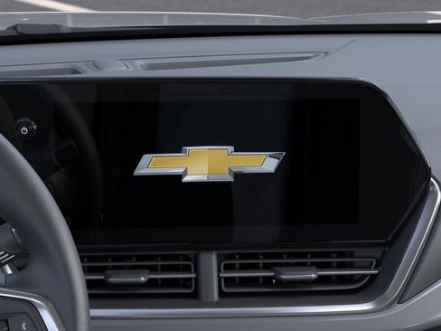 New 2026 Chevrolet Trax LT w/ Driver Confidence Package image 45