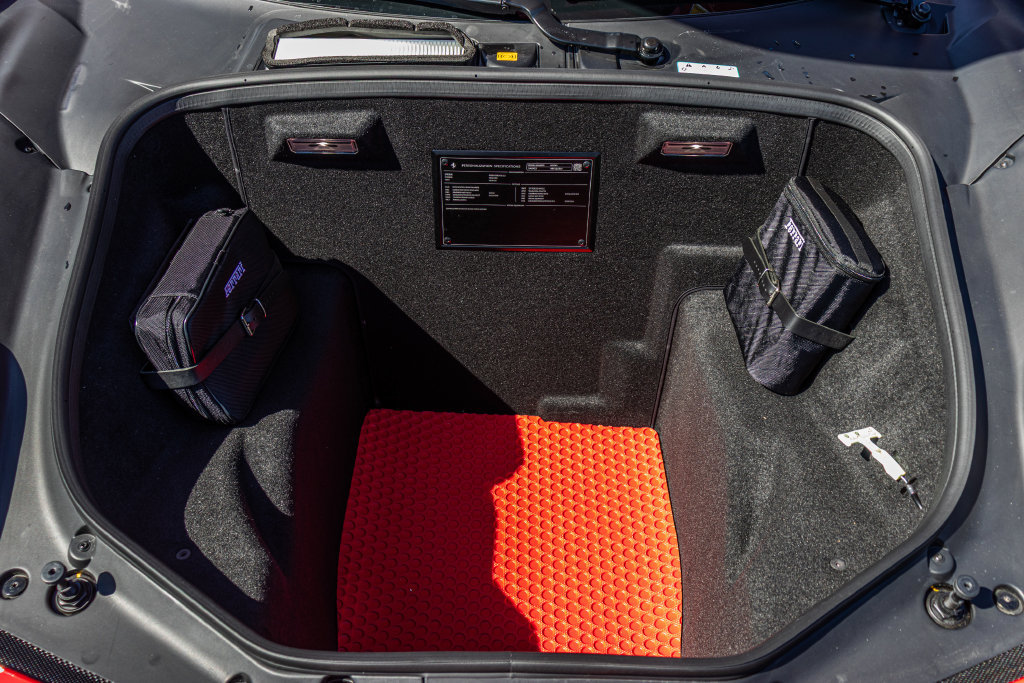 Certified 2019 Ferrari 488 Spider RWD image 13