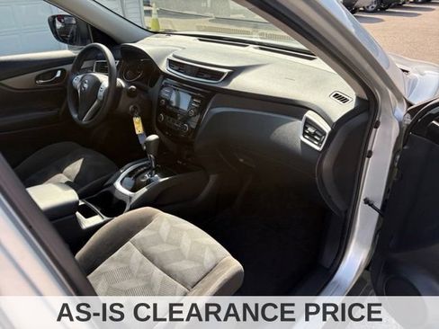 Used 2015 Nissan Rogue S AWD/4WD image 38