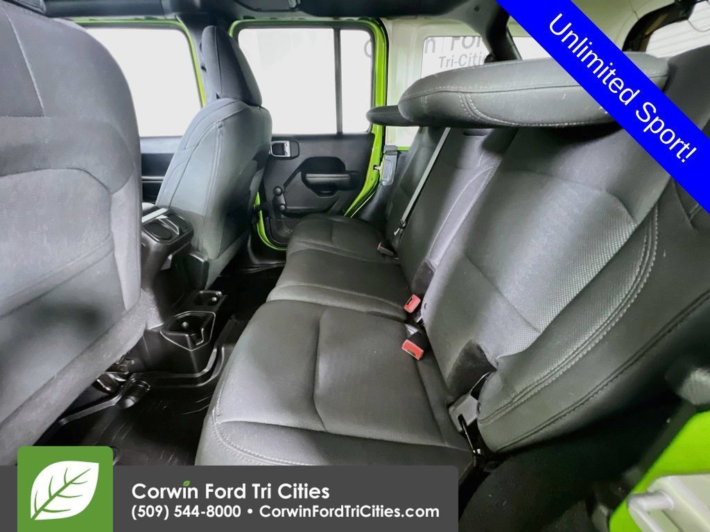 Used 2018 Jeep Wrangler Unlimited Sport AWD/4WD image 26
