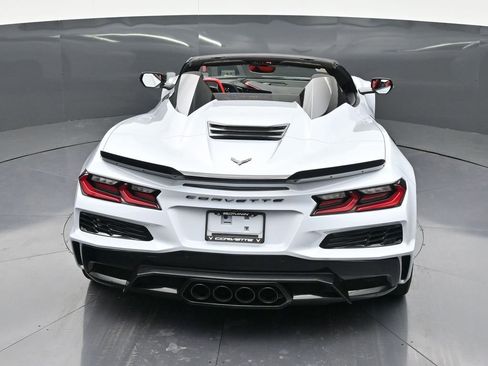 Used 2023 Chevrolet Corvette Z06 image 15