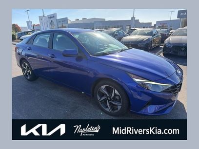 Used 2023 Hyundai Elantra SEL w/ Convenience Package