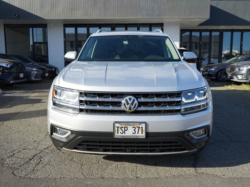 Used 2019 Volkswagen Atlas SEL Premium AWD/4WD image 2