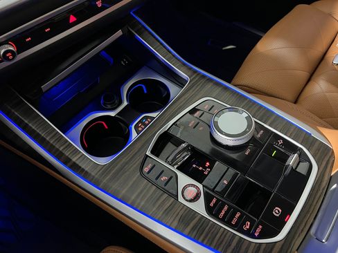 Certified 2023 BMW X7 xDrive40i w/ Executive Package image 18