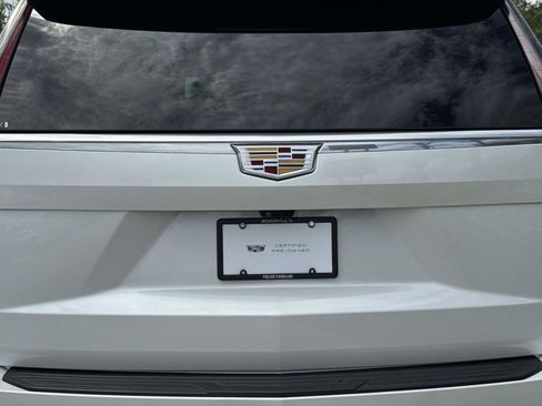 Certified 2024 Cadillac Escalade Premium Luxury AWD/4WD image 11